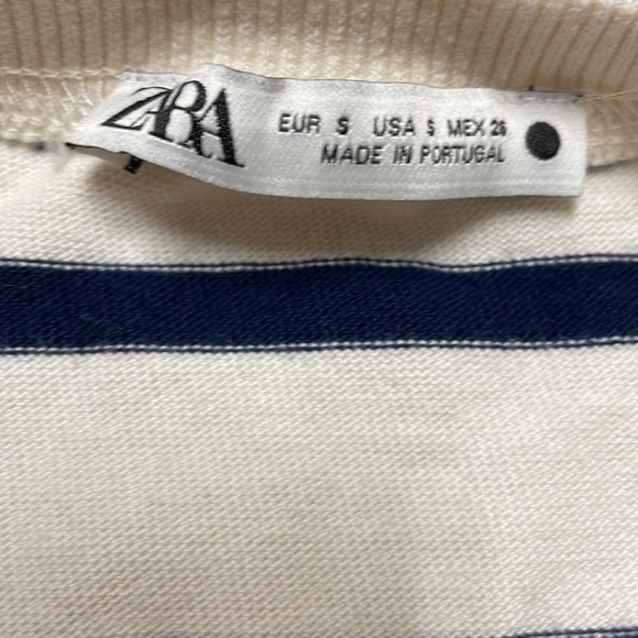 Zara women navy blue and cream striped tee. Small - Picture 3 of 4